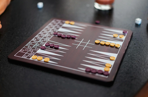 backgammon spil